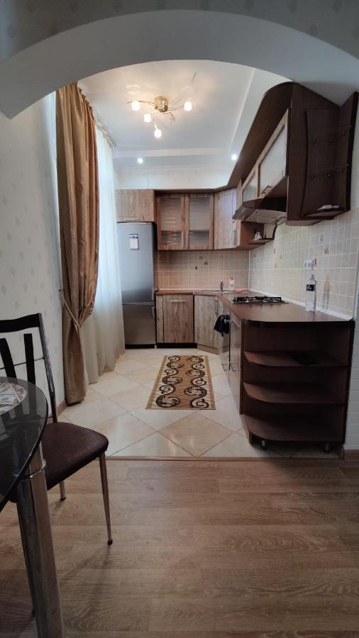 Stefan Cel Mare 64 Apartment Chisinau Bagian luar foto